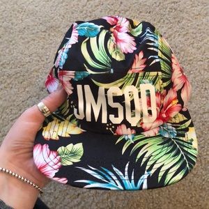 Floral snap back